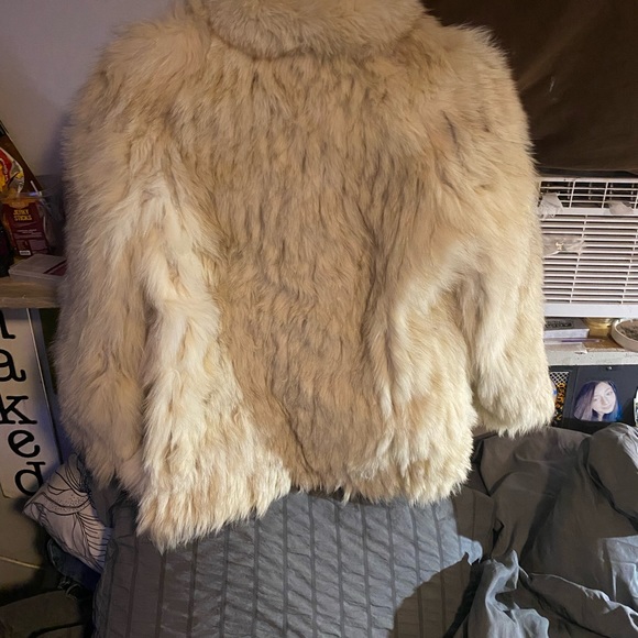 A nice Saga Fox coat - Picture 2 of 8